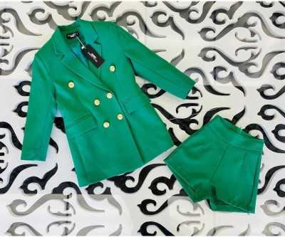 Hilal Akıncı Kids Kız Çocuk Gold Düğmeli Blazer Ceket Renkli Şort 2'li Takım HA-225 Hilal Akıncı Kids Kız Çocuk Gold Düğmeli Blazer Ceket Renkli Şort 2'li Takım HA-225