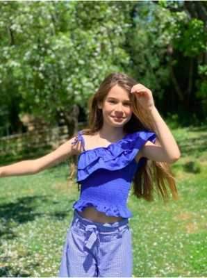 Hilal Akıncı Kids Kız Çocuk Mavi Kazayağı Desenli Salaş Pantolon Gipeli Tek Omuz Bluz Ikili Takım VK0054 Hilal Akıncı Kids Kız Çocuk Mavi Kazayağı Desenli Salaş Pantolon Gipeli Tek Omuz Bluz Ikili Takım VK0054