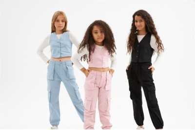 Hilal Akıncı Kids Kız Çocuk Kot Yelek Beyaz Body Kargo Cepli Pantolon 3'lü Takım HA-240 Hilal Akıncı Kids Kız Çocuk Kot Yelek Beyaz Body Kargo Cepli Pantolon 3'lü Takım HA-240