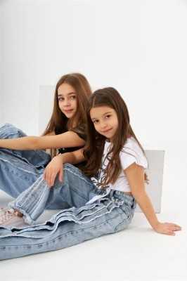 Hilal Akıncı Kids Kız Çocuk Dance Yazılı Bağlamalı Parçalı Mavi Kot Pantolon 2'li Takım HA0162-3 Hilal Akıncı Kids Kız Çocuk Dance Yazılı Bağlamalı Parçalı Mavi Kot Pantolon 2'li Takım HA0162-3