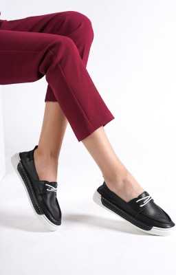 Deripabuc Hakiki Deri Beyaz Kadın Deri Casual Ayakkabı Dp72-28104 DP72-28104 Deripabuc Hakiki Deri Beyaz Kadın Deri Casual Ayakkabı Dp72-28104 DP72-28104