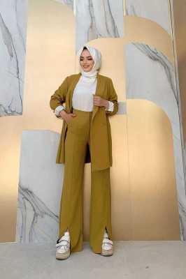 Bym Fashion Düğme Detaylı Ceket Yırtmaç Görünümlü Pantolon Takım 8293 Hardal 2846 Bym Fashion Düğme Detaylı Ceket Yırtmaç Görünümlü Pantolon Takım 8293 Hardal 2846
